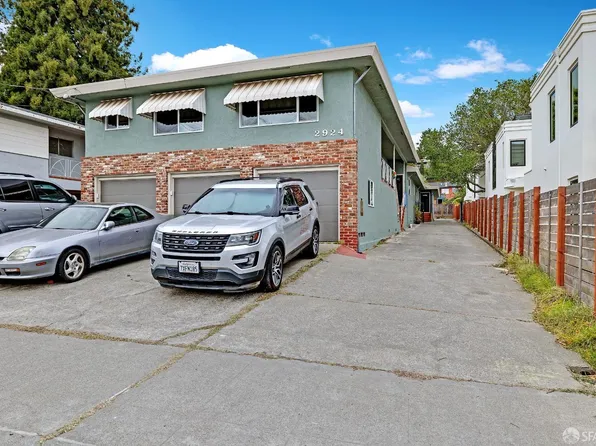 2924 Carmel St, Oakland, CA 94602