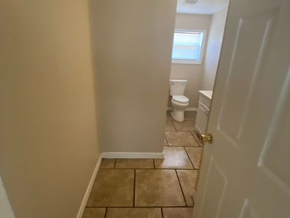 3rd image of 1001 NE 5th St