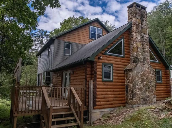 158 Batzel Rd, Johnstown, PA 15906