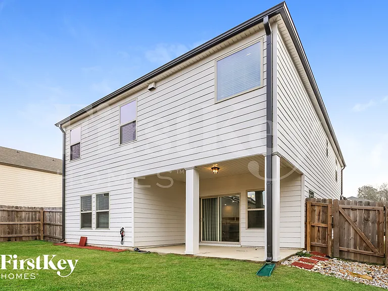 2476 Morgan Spring Ln — Photo 18