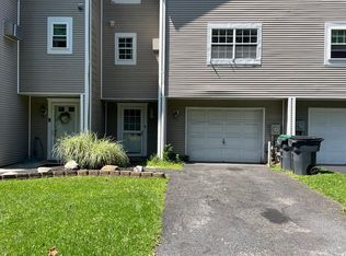 73 Brookside Dr W, Harriman, NY 10926