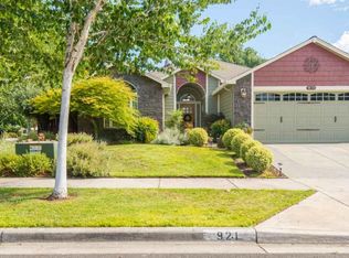 921 Willowdale Ave, Medford, OR 97501