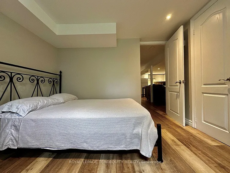 113 Scarboro Ave #BASEMENT — Photo 9