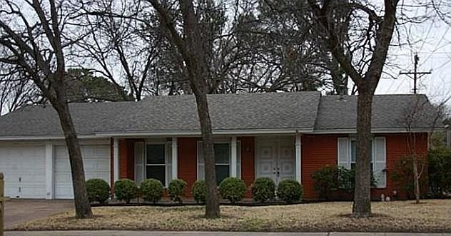 1st image of 3020 Norwood Ln