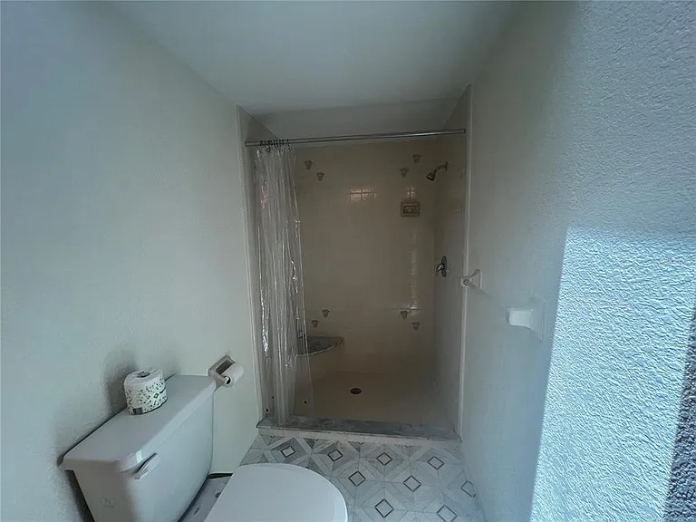 21212 Burkhart Dr — Photo 28
