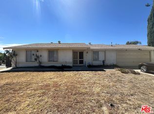 837 W Fontlee Ln, Bloomington, CA 92316