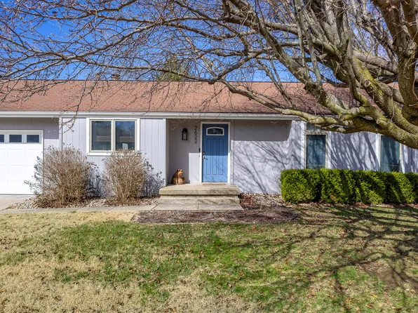 2622 Cedarcrest Dr, Columbus, IN 47203