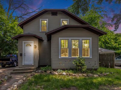 1809 Race St, Kalamazoo, MI, 49001