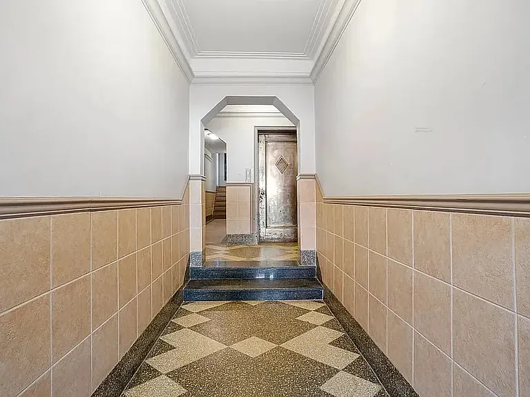 102 W 79th St #2A — Photo 7