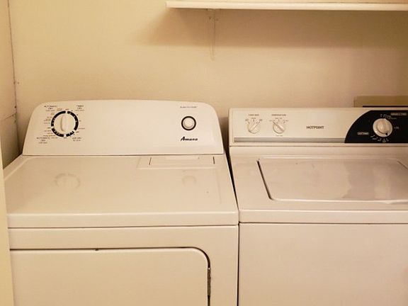 4th image of 1006 S Hilton St #1042-112