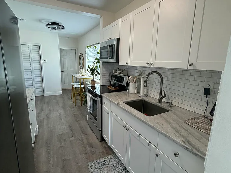 1830 Garfield St — Photo 11