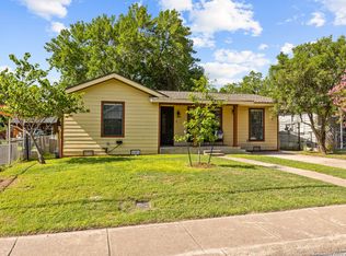 830 Overhill Dr, San Antonio, TX 78228