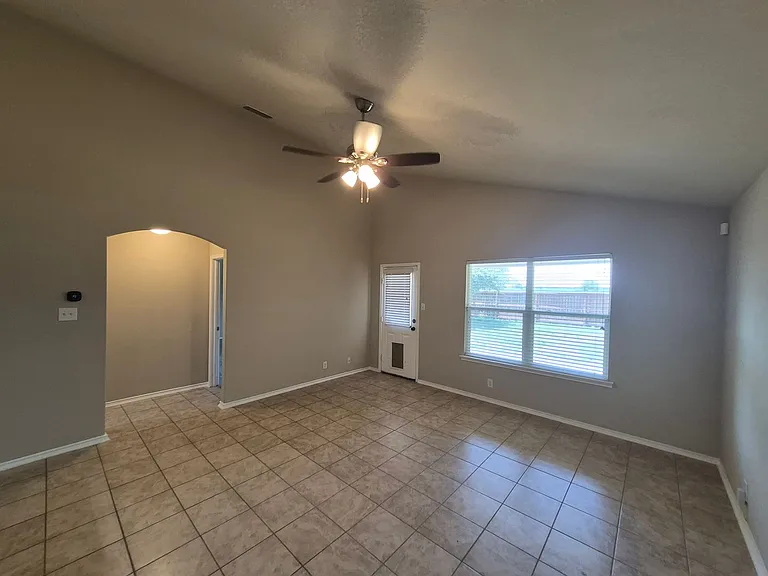 10213 Metz Valley — Photo 7