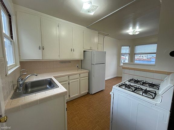 4th image of 2345 Kirkham St