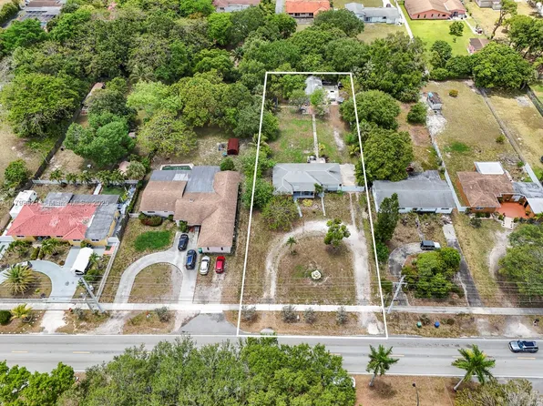 17720 NW 17th Ave, Miami Gardens, FL 33056