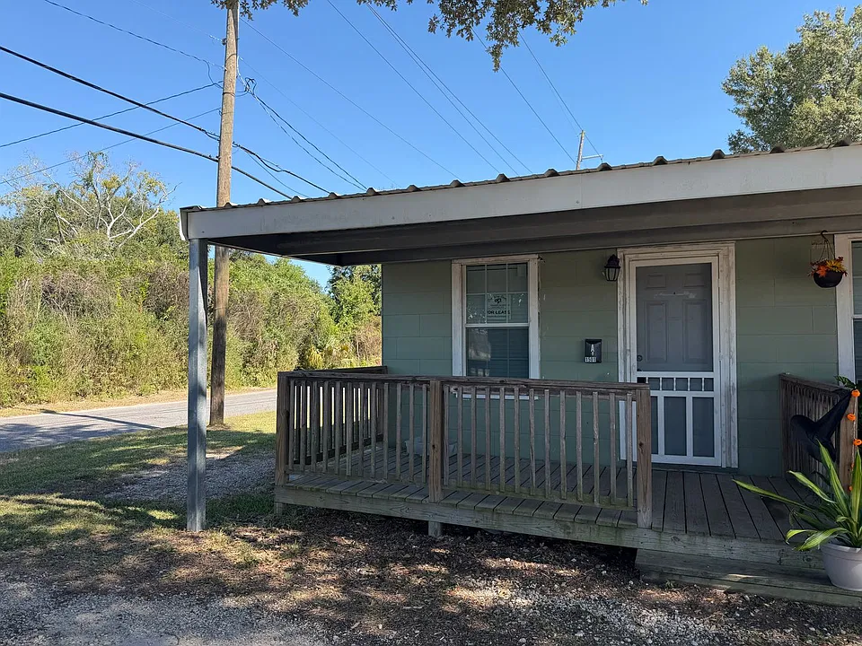 1501 Hunter Dr