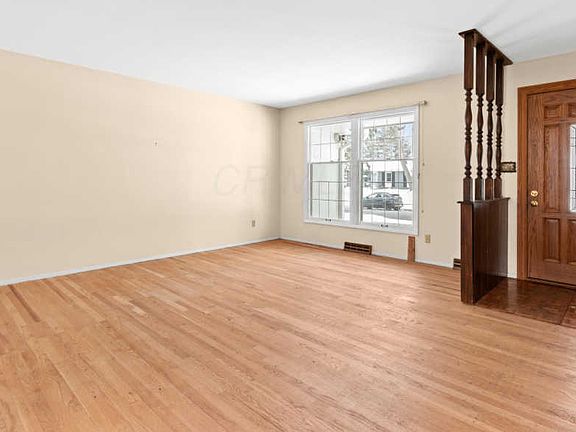 3rd image of 157 Fairdale Ave