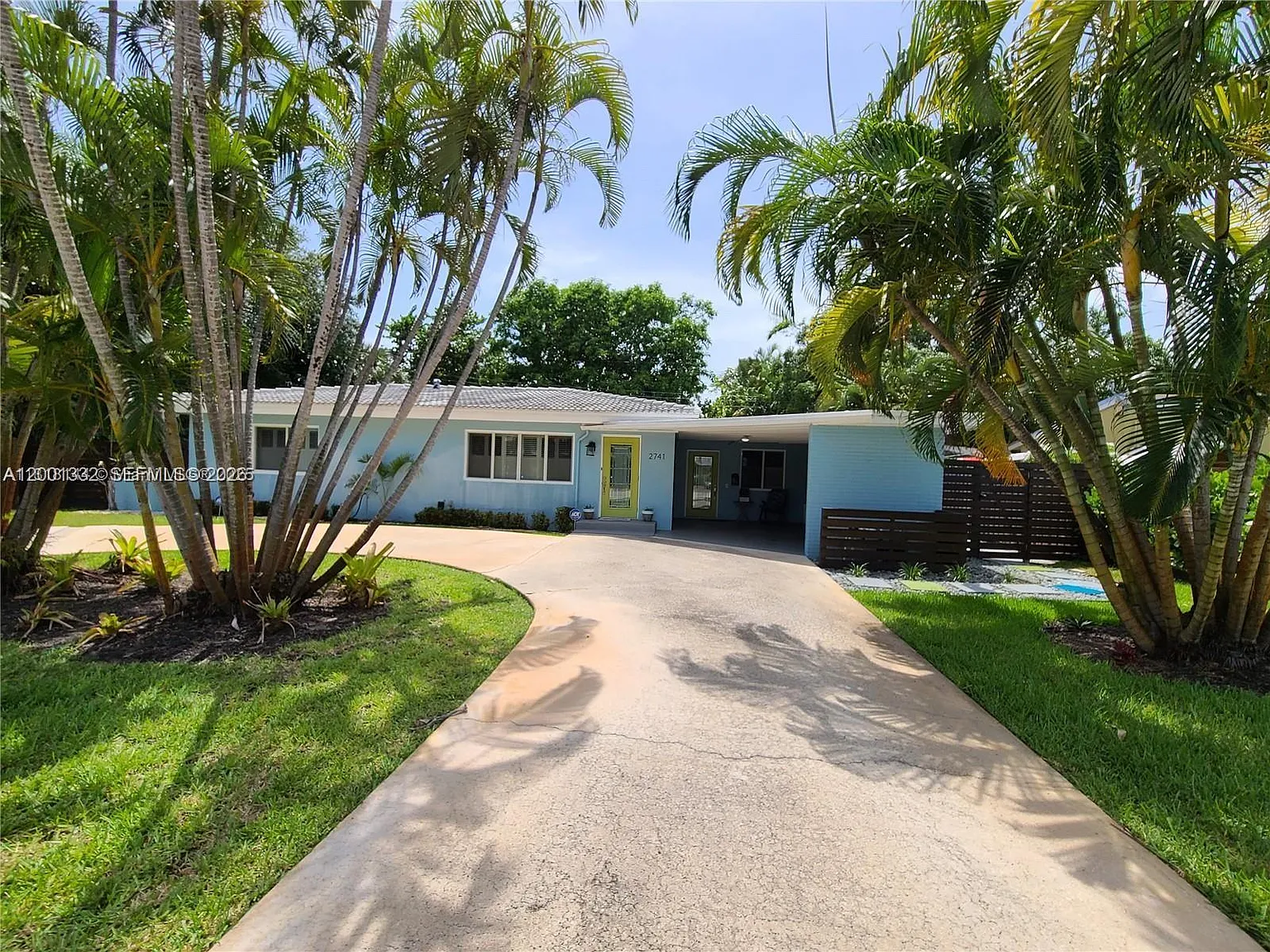 Middle River Estates — Photo 1