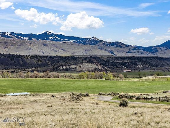 5th image of Dry Creek Rd S