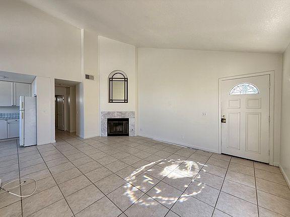 3rd image of 1134 Felspar St APT 4