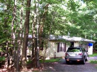 205 Ferris Rd, Lakeville, PA 18438