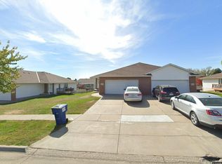 1415 Indigo Rd, Lincoln, NE 68521