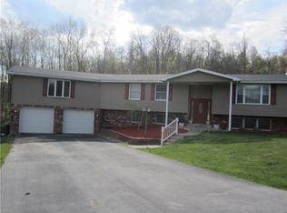 3562 W Crawford Ave, Dunbar, PA 15431