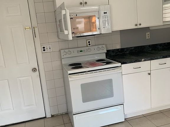2nd image of 38 Bruce Ln Floor 1