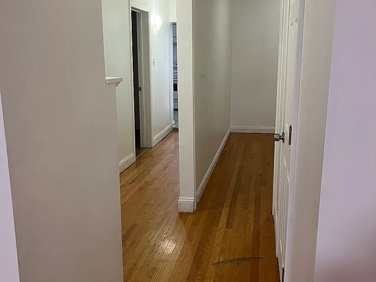 1716 W Cermak Rd #1 — Photo 6