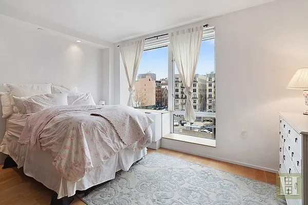 Rented by Halstead Real Estate | media 19