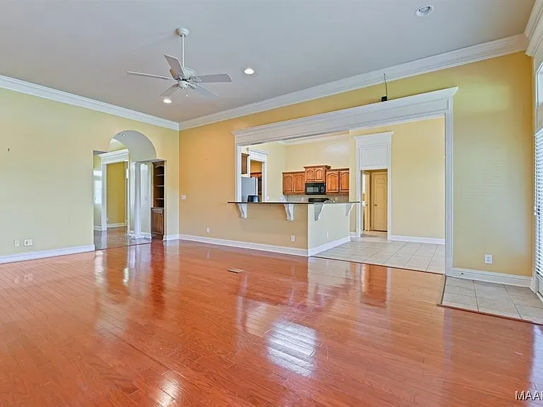 8318 Chadburn Way — Photo 3