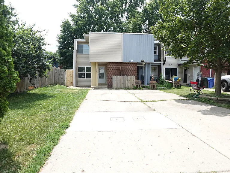 2021 Berkshire Cir #A — Photo 1