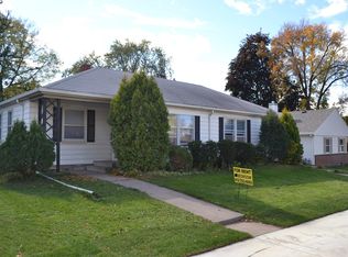 1660 Ford Pkwy, Saint Paul, MN 55116