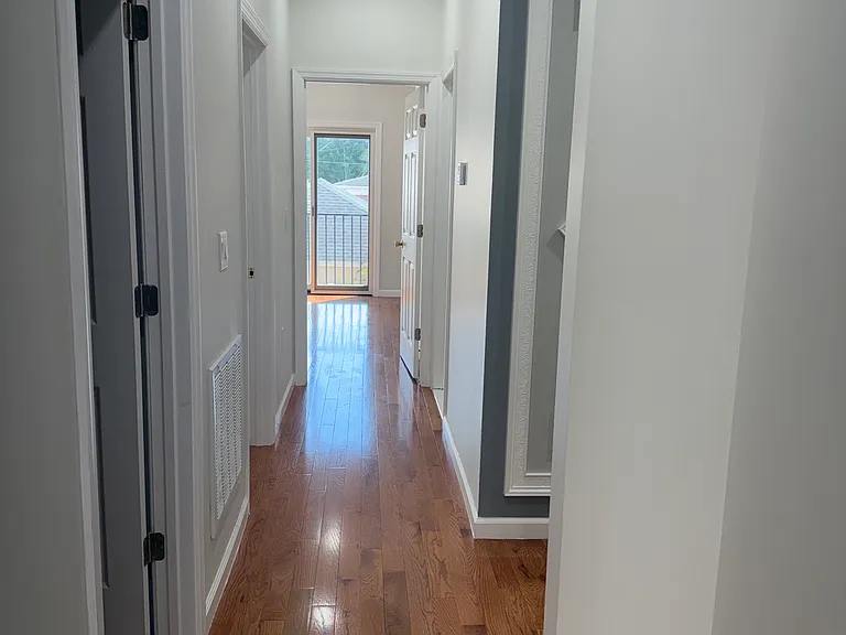126 W 54th St #1 — Photo 8