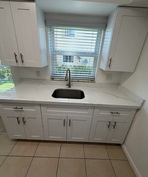 NW 38th Dr — Photo 13