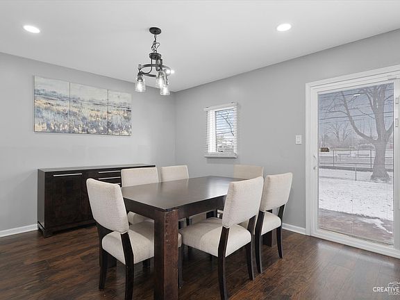 4th image of 16849 Le Claire Ave