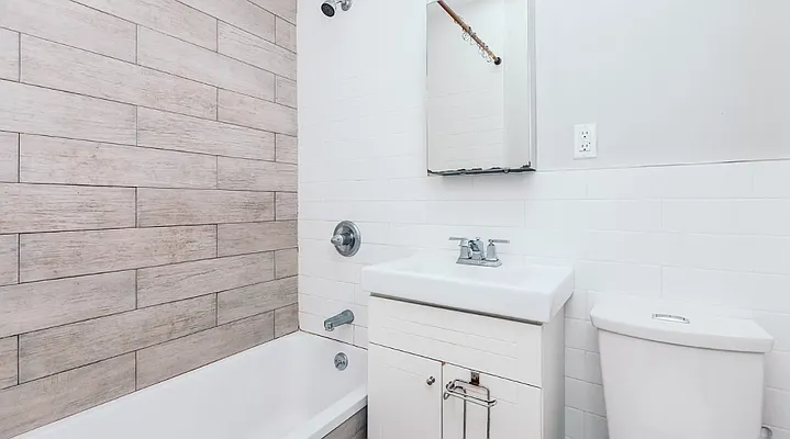 Rented by Compass | media 10