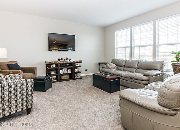 5th image of 8932 Pearsall Dr