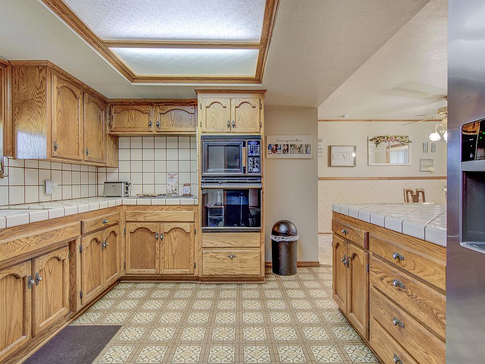 22655 Juanita Ct, Red Bluff, CA 96080 | Zillow