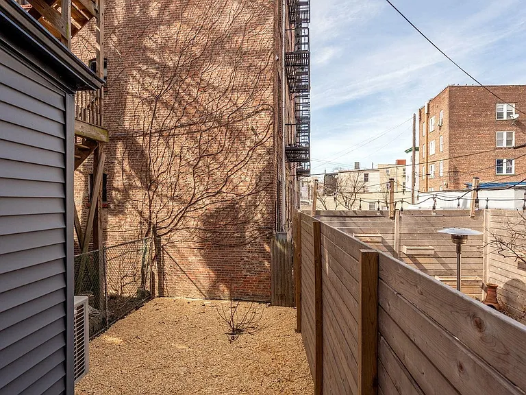 133 Palisade Ave #1 — Photo 10