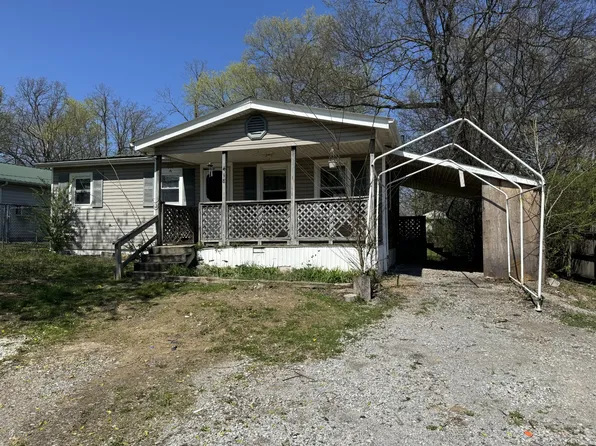 418 Jackson St, White Bluff, TN 37187