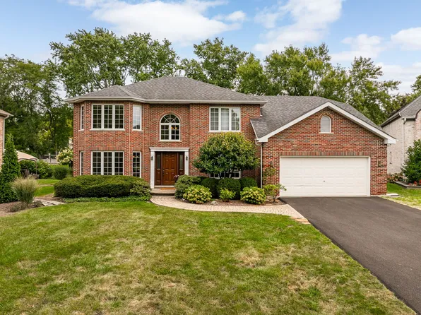 3925 Biltmore Rd, Downers Grove, IL 60515