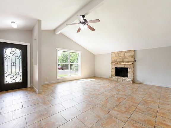 4th image of 6307 Capriola Dr