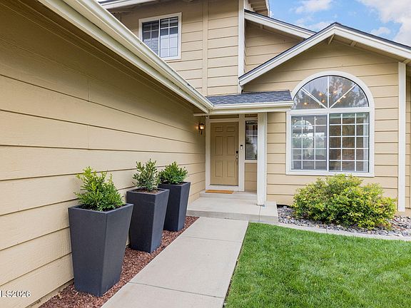 3rd image of 2954 Glenview Dr