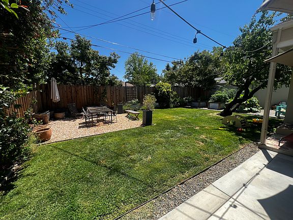 4th image of 2723 64th St