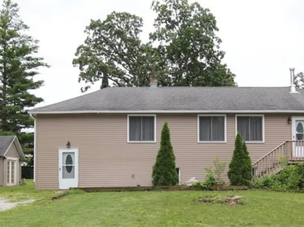 5119 East Ln, McCullom Lake, IL 60050