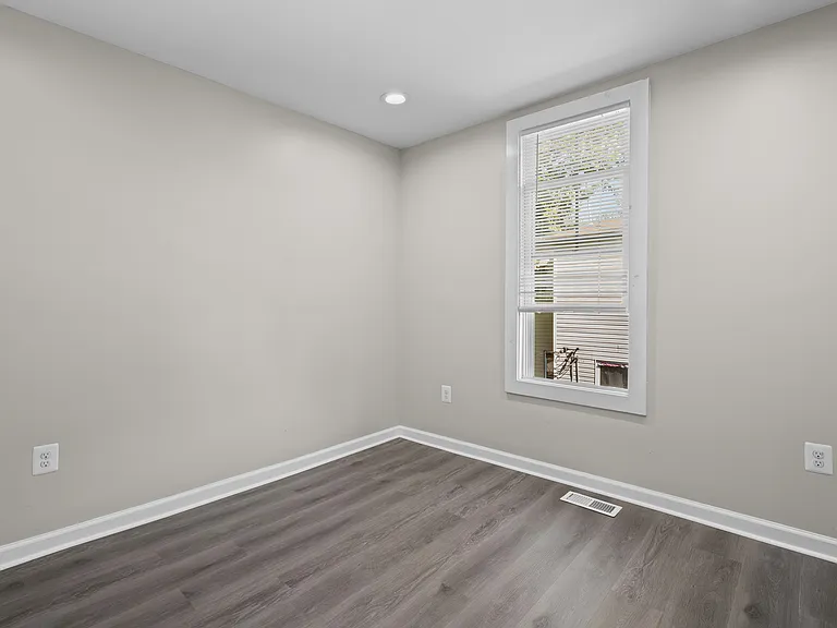 2104 Allendale Rd #1 — Photo 11