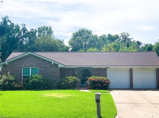 4300 Longhorn Dr, Baytown, TX 77521