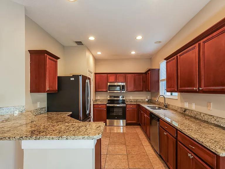 11813 Mango Groves Blvd — Photo 7