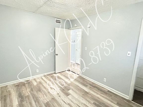 2nd image of 3635 Norton Ave